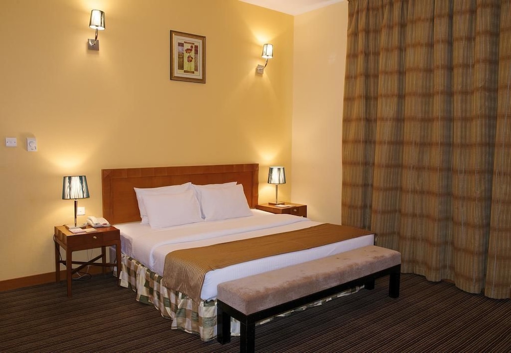 Al Massa Plus Hotel 7/40