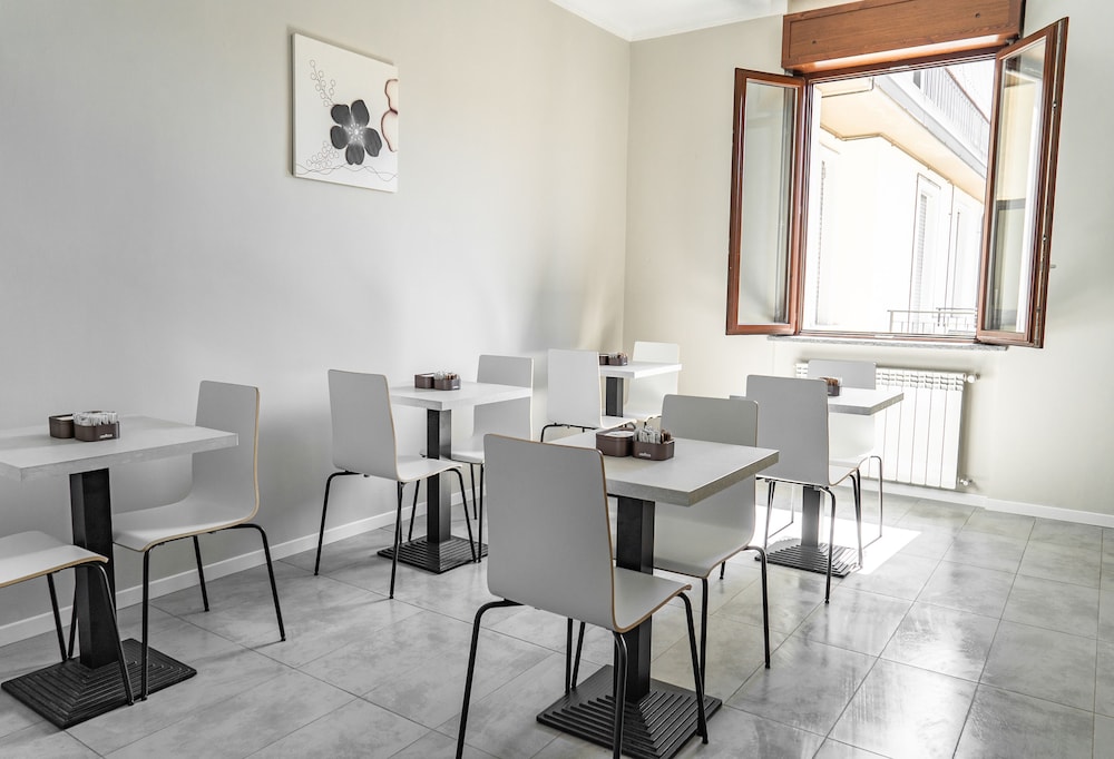 Hotel Golden Milano 66/70