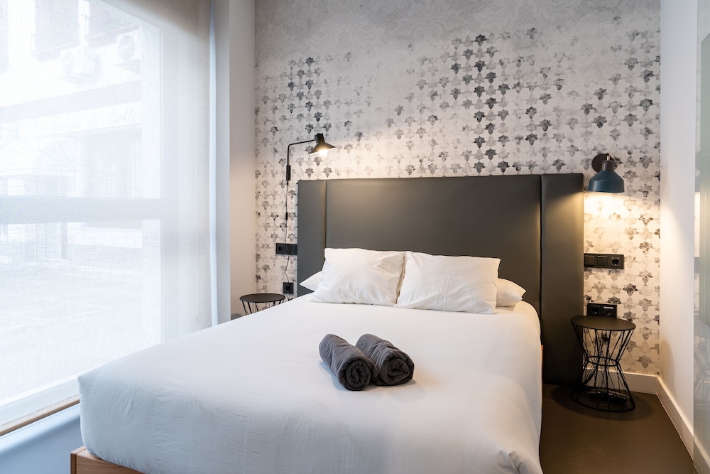 DESIGN, STUDIO, SUITE