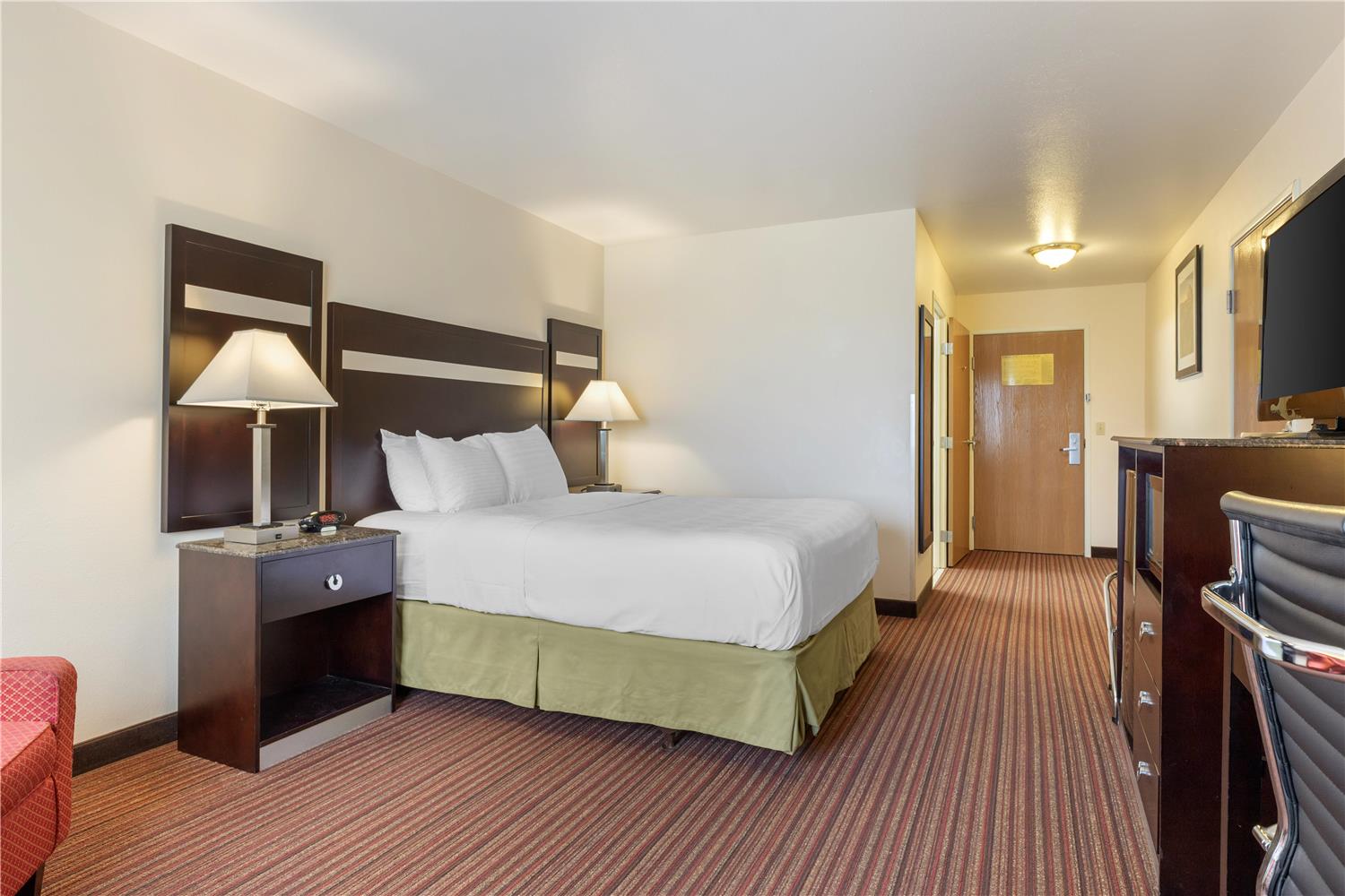 غرفة بسرير كوين لذوي الإعاقة، Best Western Parsons Inn 3/4