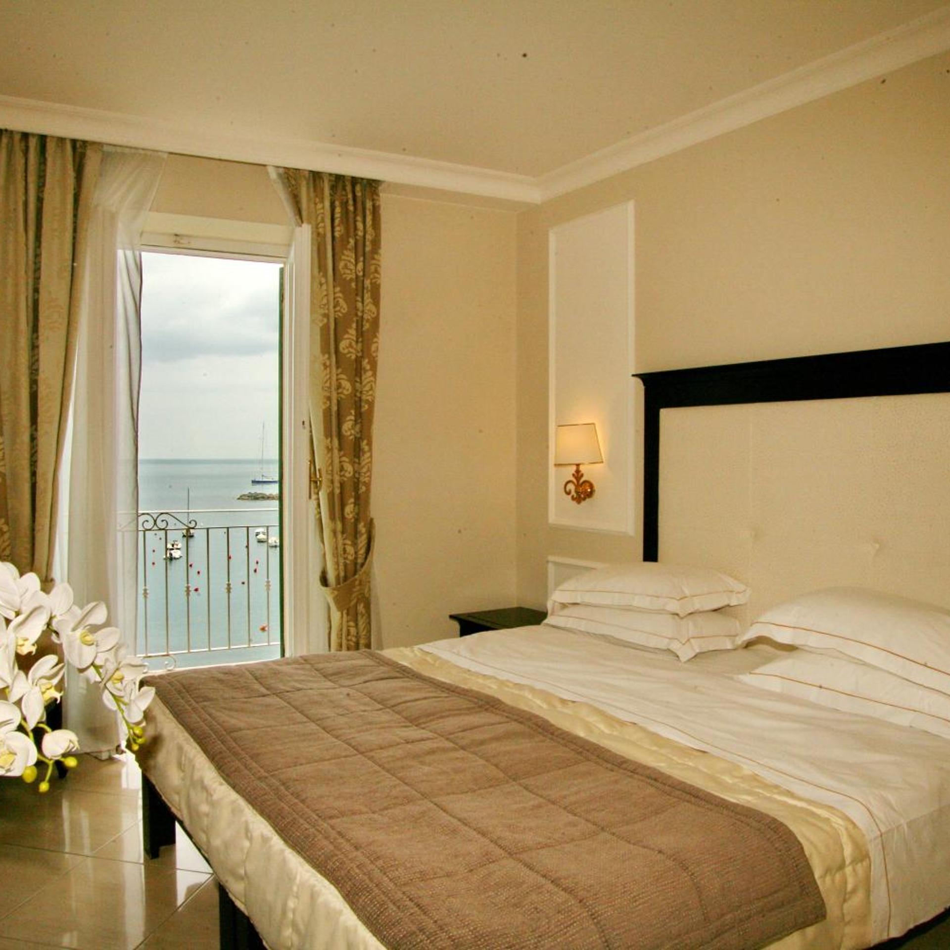 Superior, Double Bed, Sea View, Terrace