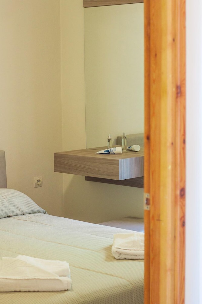 Skinos Apartments And Studios 15/40