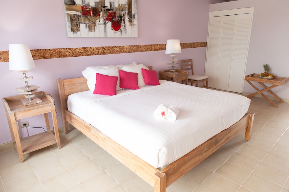 Hotel Fregate Bleue 33/72