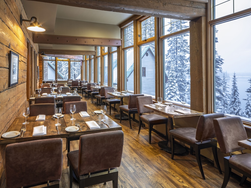 Emerald Lake Lodge 58/71