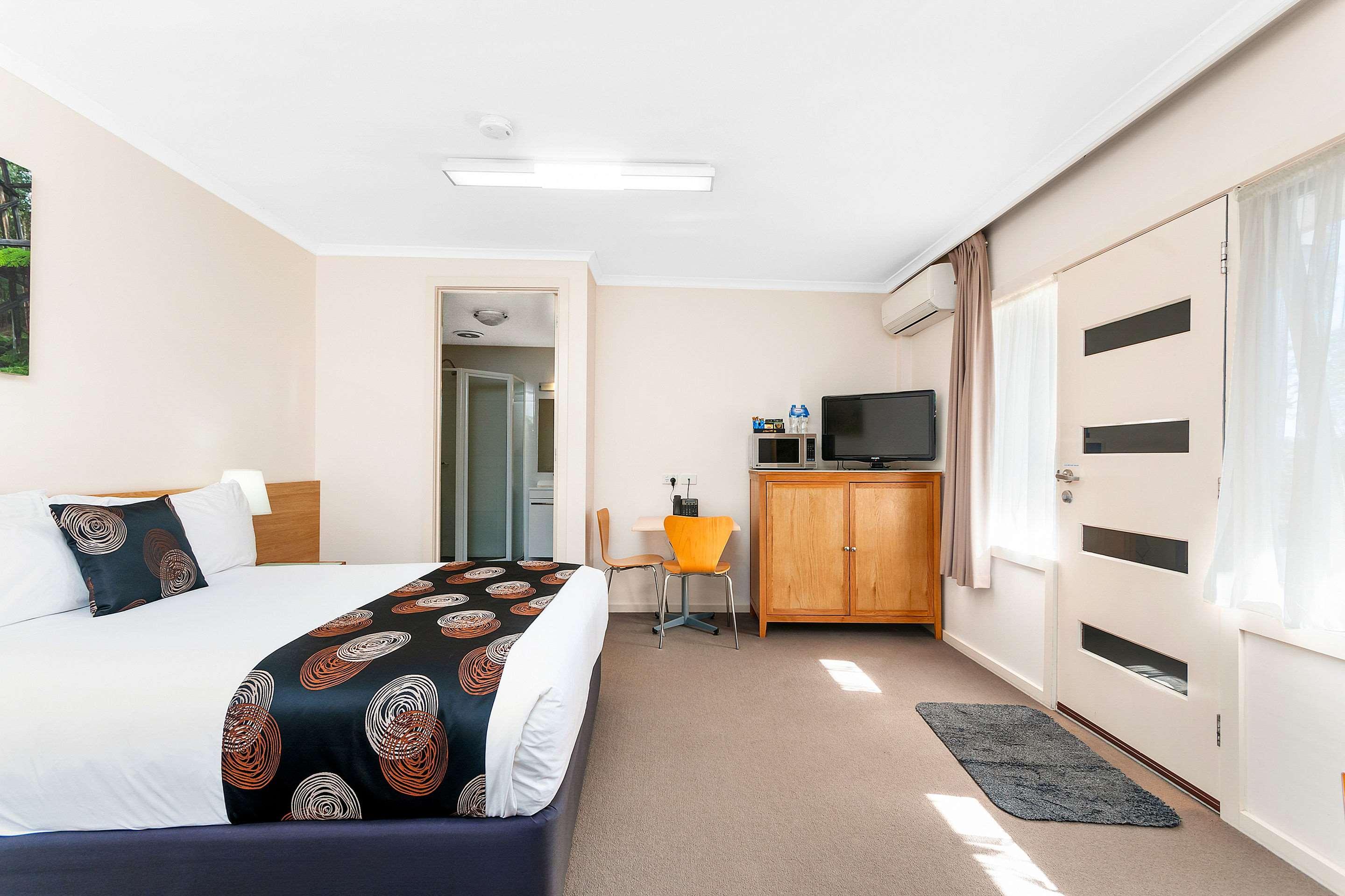 غرفة بسرير كينج، Comfort Inn and Suites Warragul 2/3