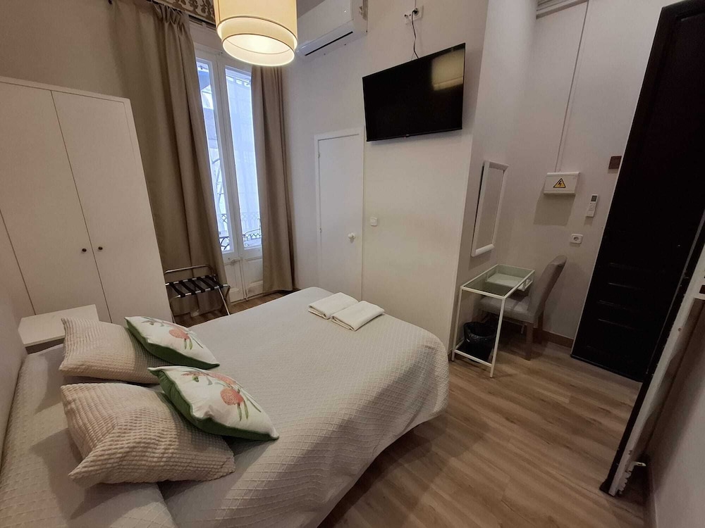 BARCELONA CENTER INN 17/50