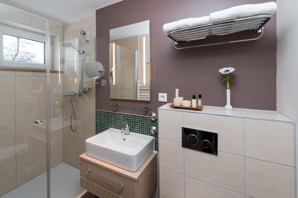 Hotel New Orly 13/65