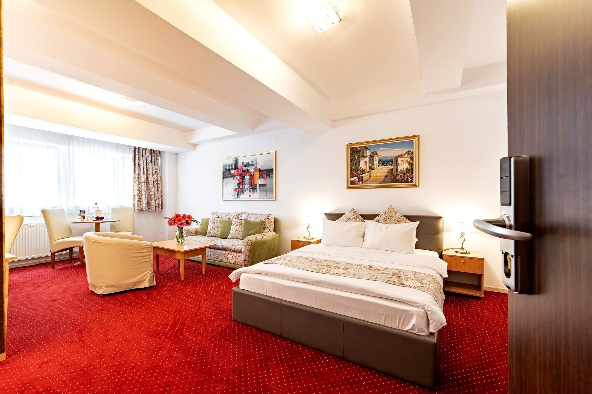 SUPERIOR, DOUBLE BED, NO BALCONY