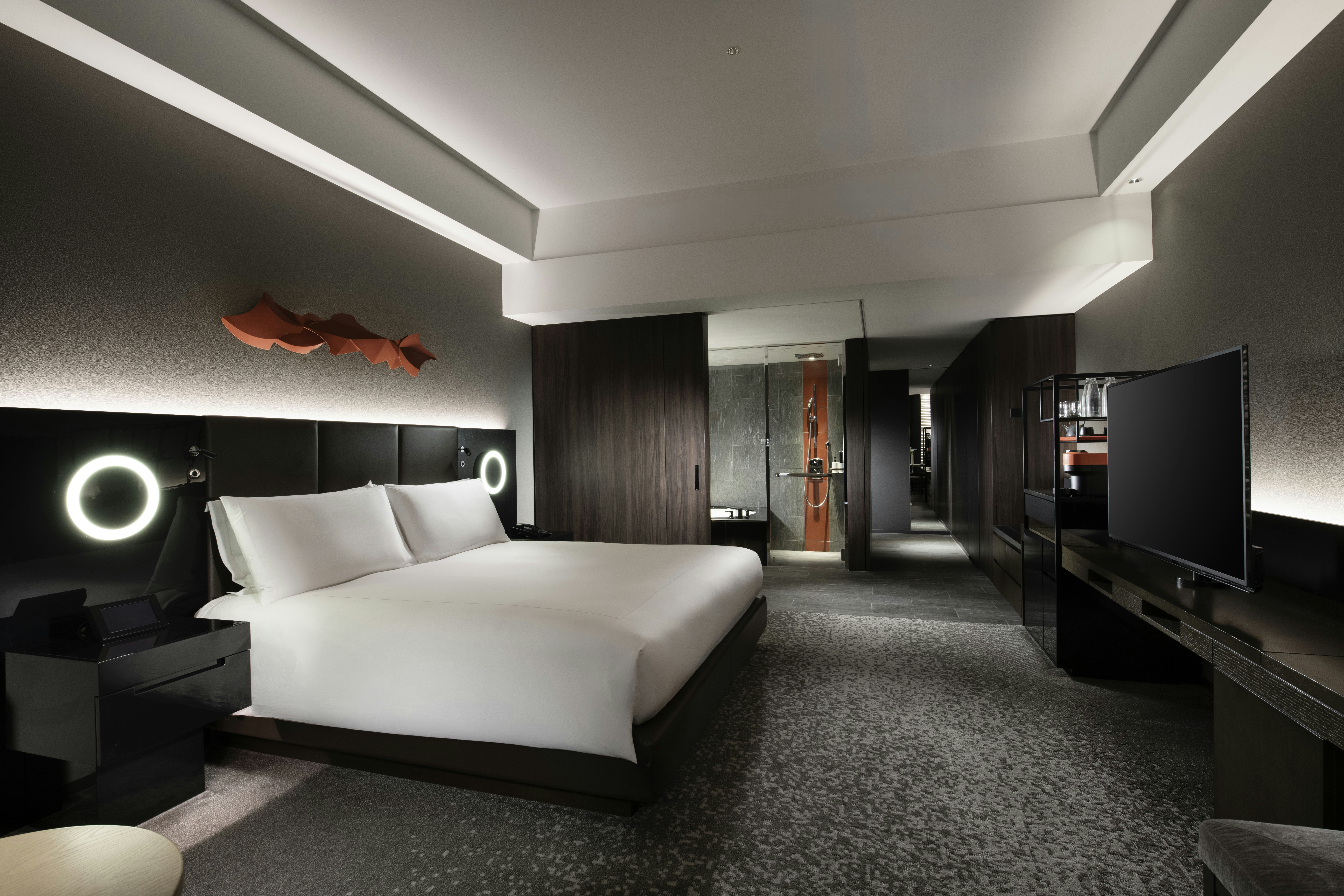 Deluxe, King Bed