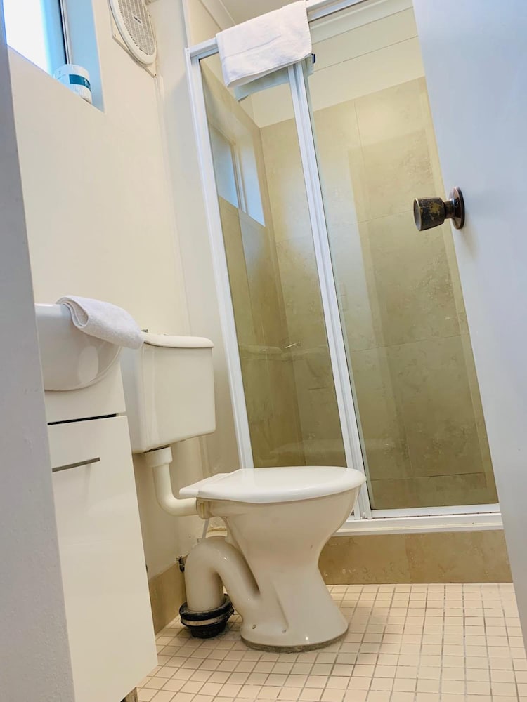 Greenwich Inn Sydney Hotel 23/48