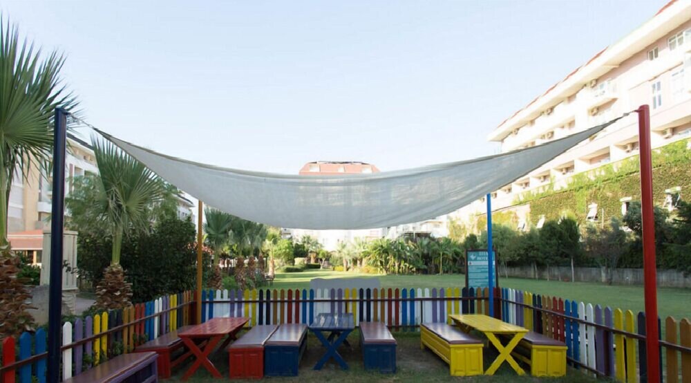 Villa Sunflower Beach Hotel 8/50