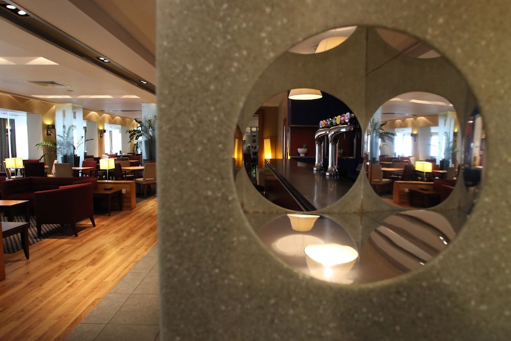Holiday Inn Express Southampton M27 Junction 7 38/50