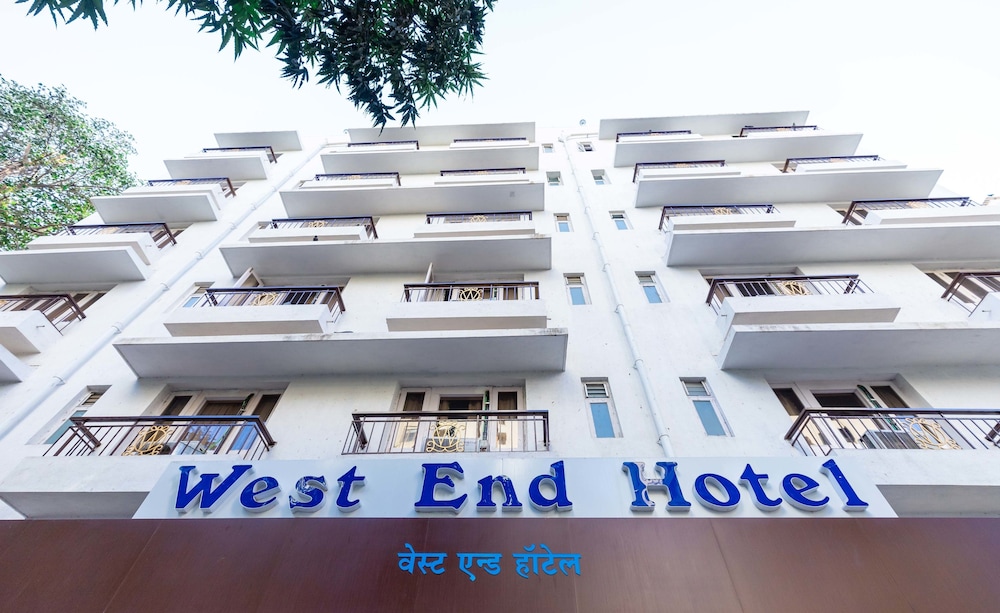 West End Hotel 2/70