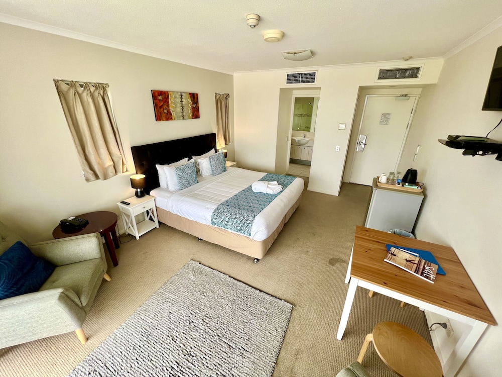 Ocean Views Resort 28/70