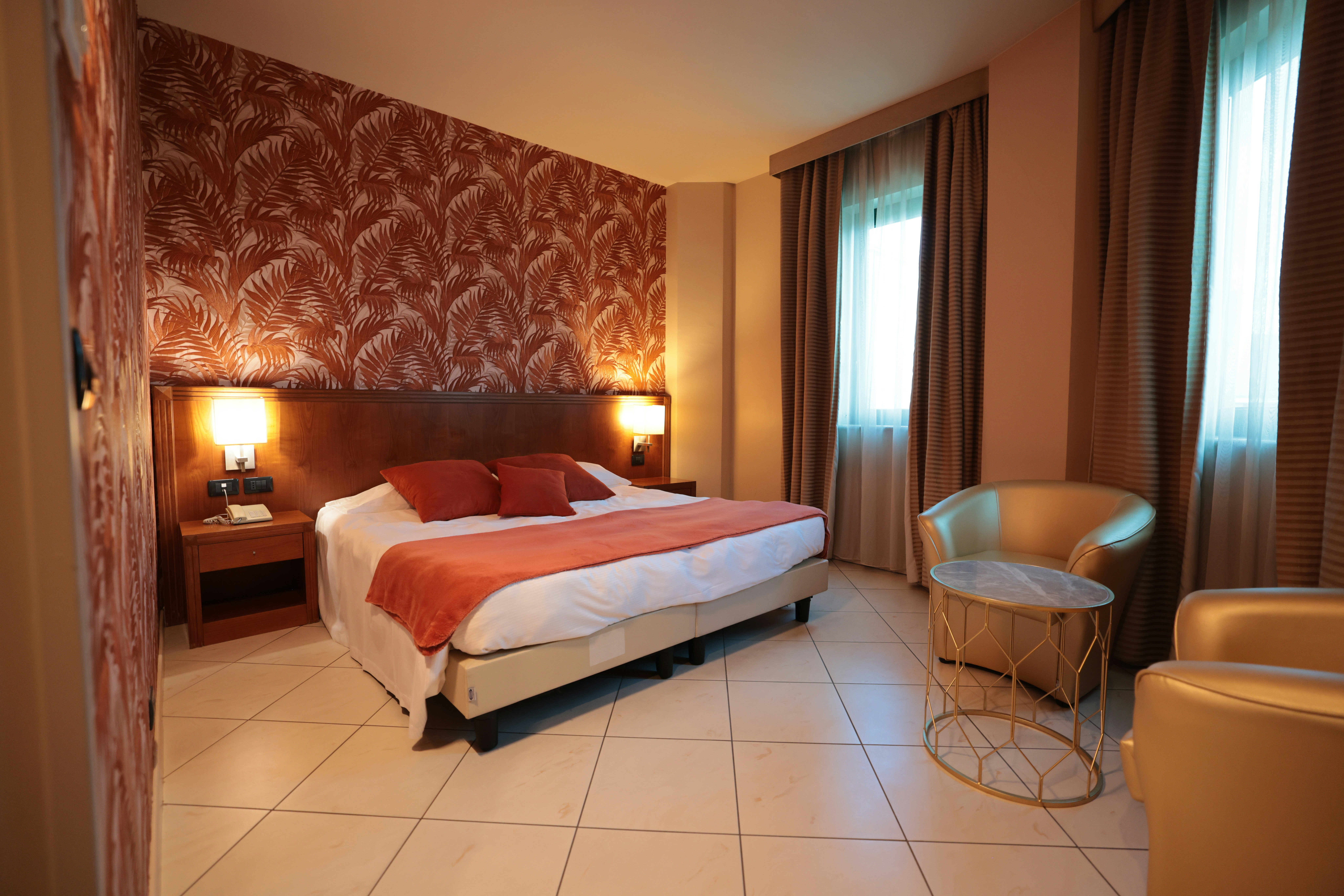 Hotel Parisi 23/67