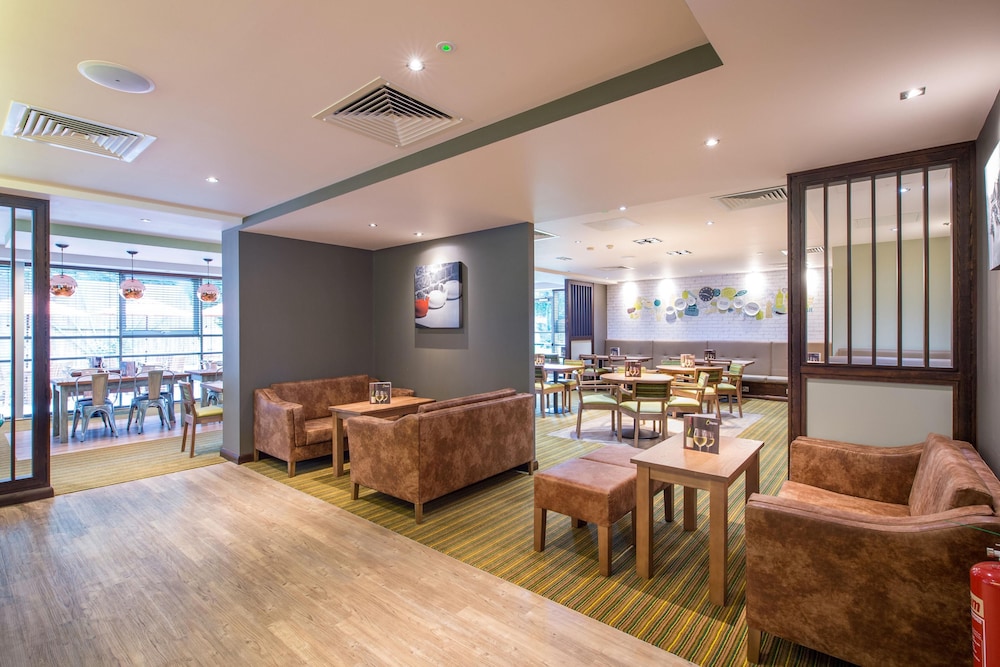 Premier Inn Banbury M40 J11 30/46