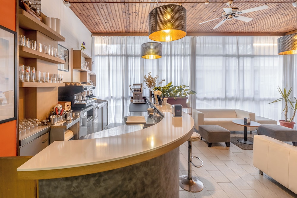 Hotel Sanremo 26/50