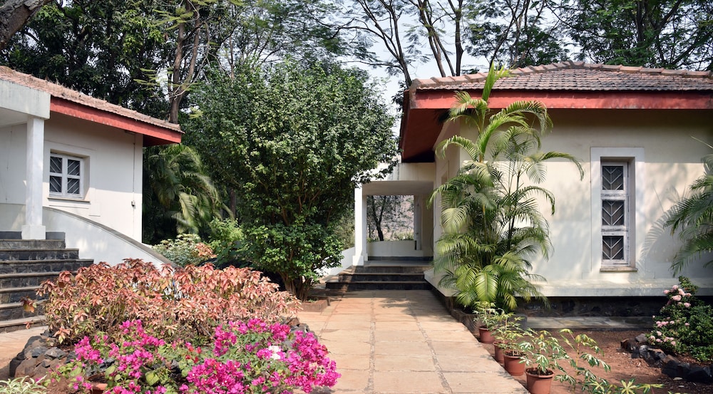Modis Resort 38/46