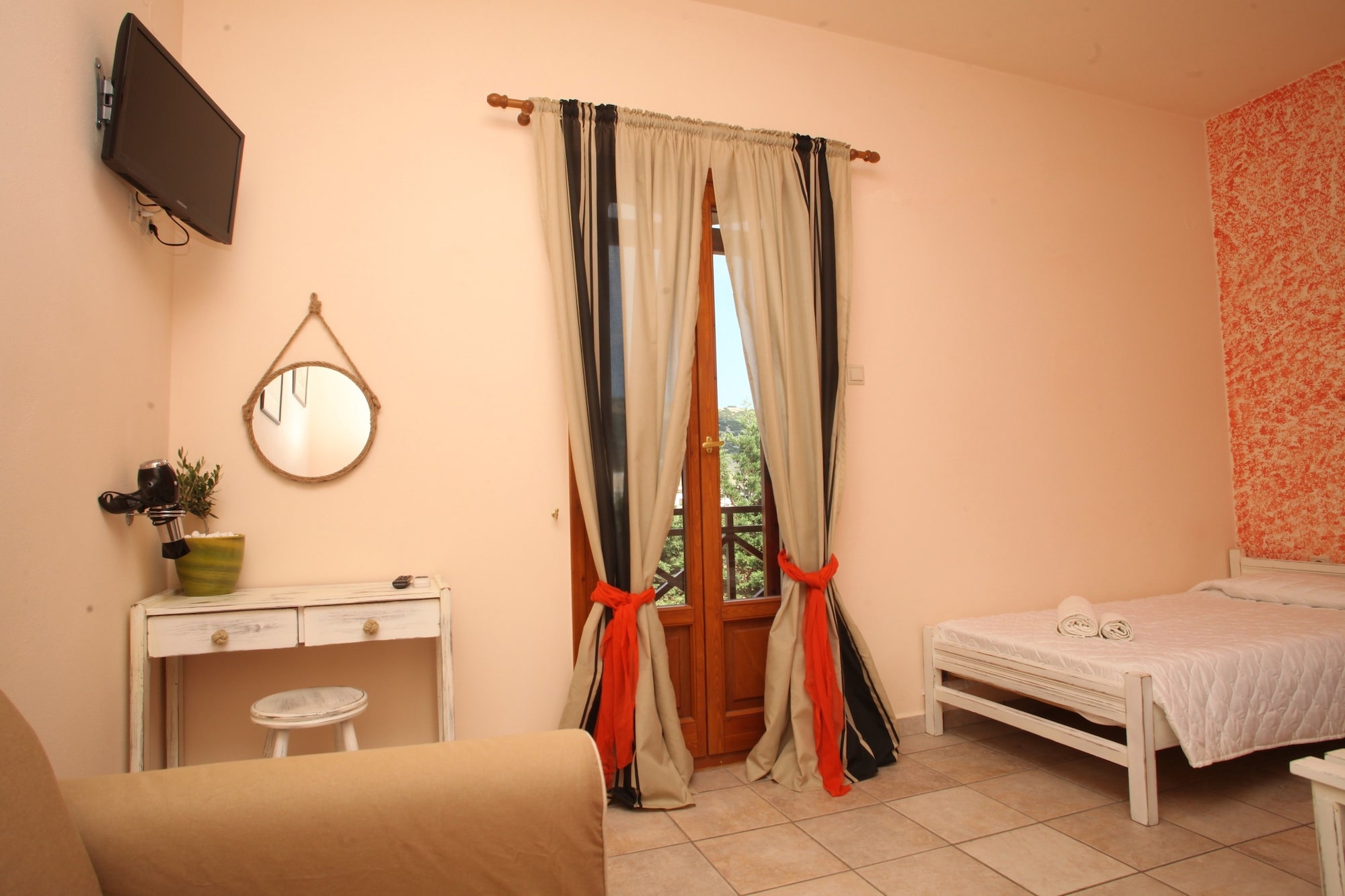 1 BEDROOM, BASIC, STUDIO, HILL VIEW, HOT TUB