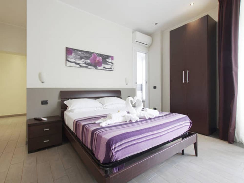 Cesar Vatican Rooms 4/67