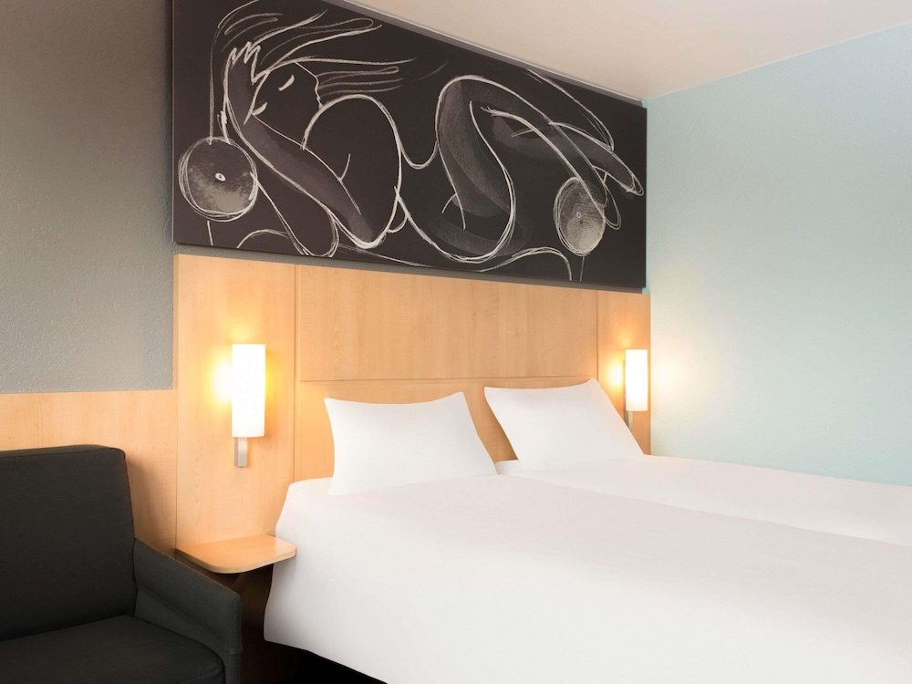 Ibis 3 Lacs Neuchatel 15/50