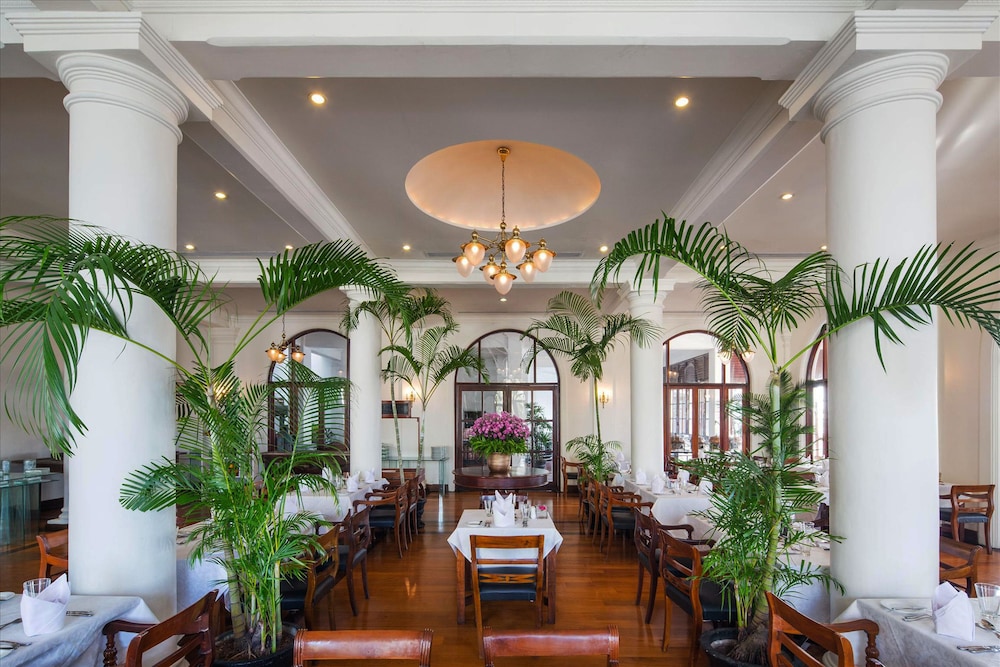 Mount Lavinia Hotel 7/50