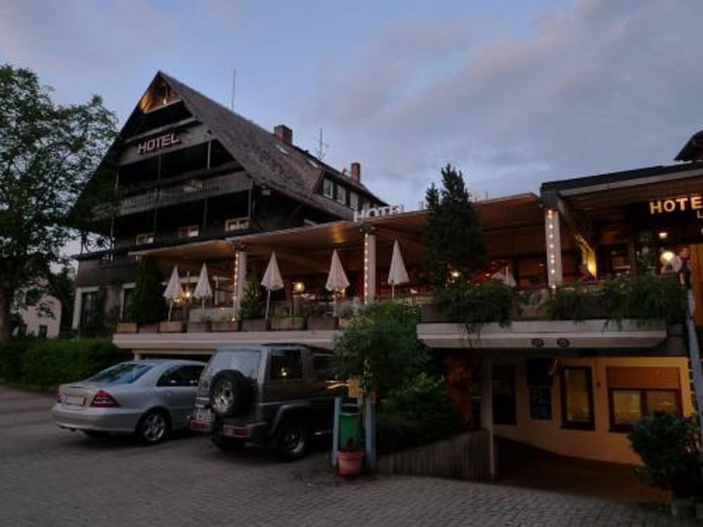 INVITE Hotel Lowen 19/25