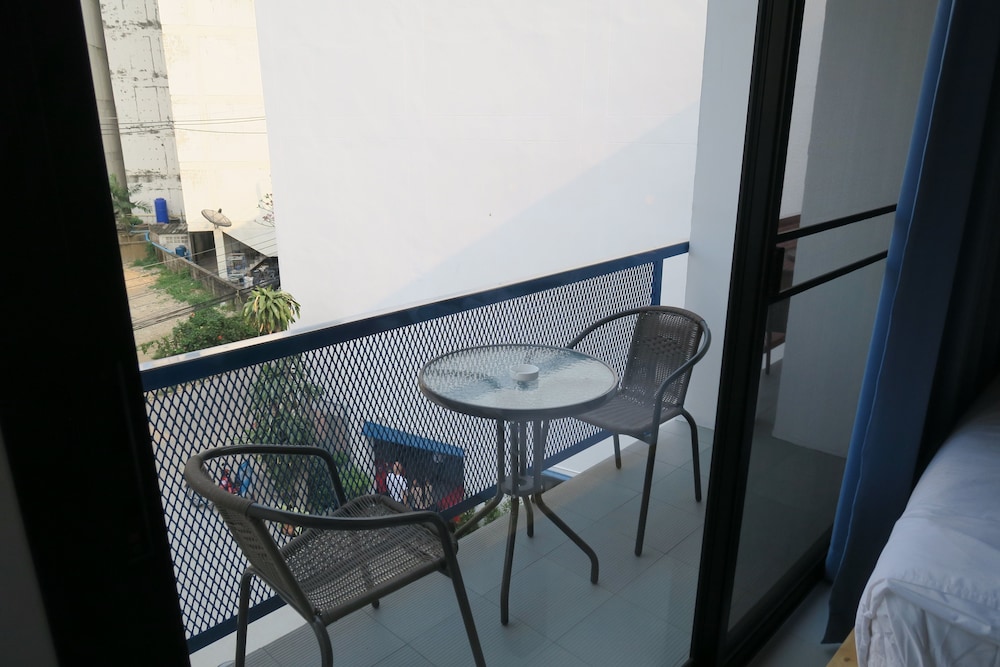Montha Hotel 41/46