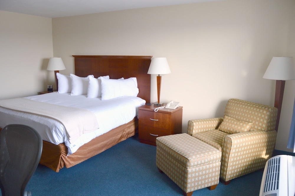 Hampton House Hotel 10/62