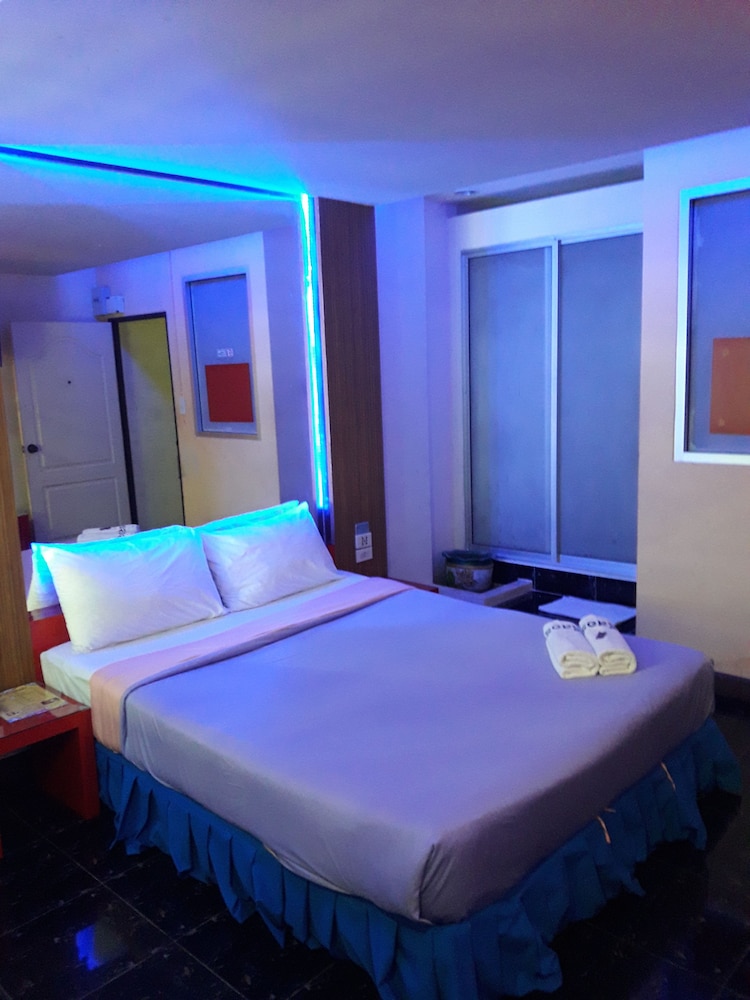 Pb Resort Hat Yai 8/48