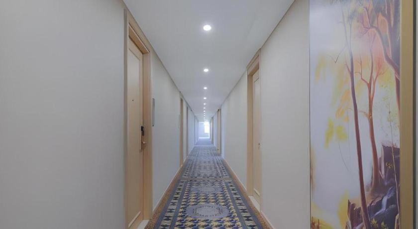 Vienna Hotel (Tongxiang Puyuan) 54/54