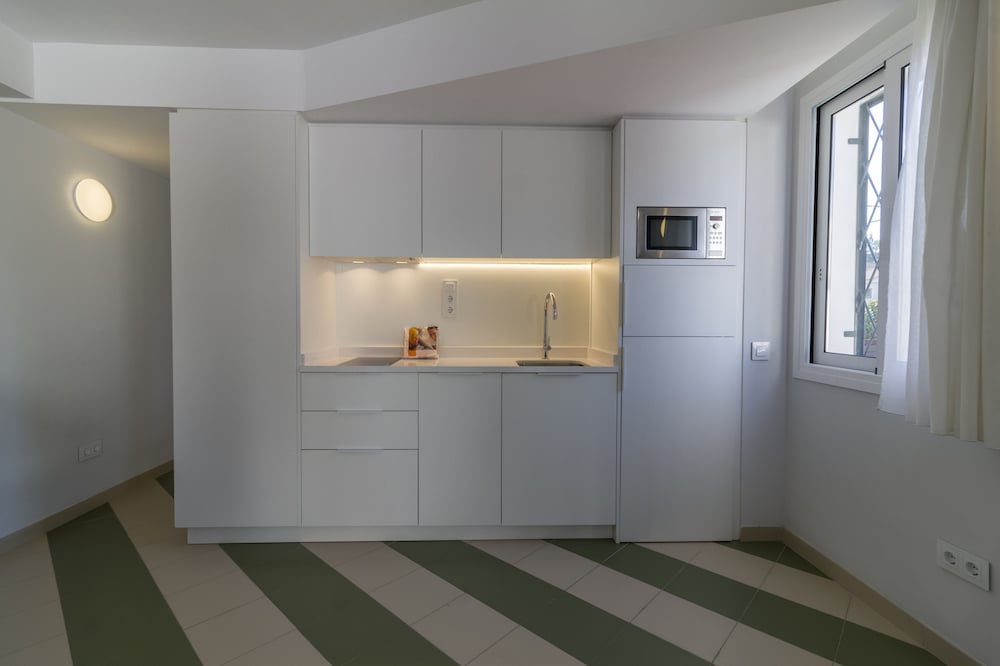 Sunway Amapola Apartments 11/73