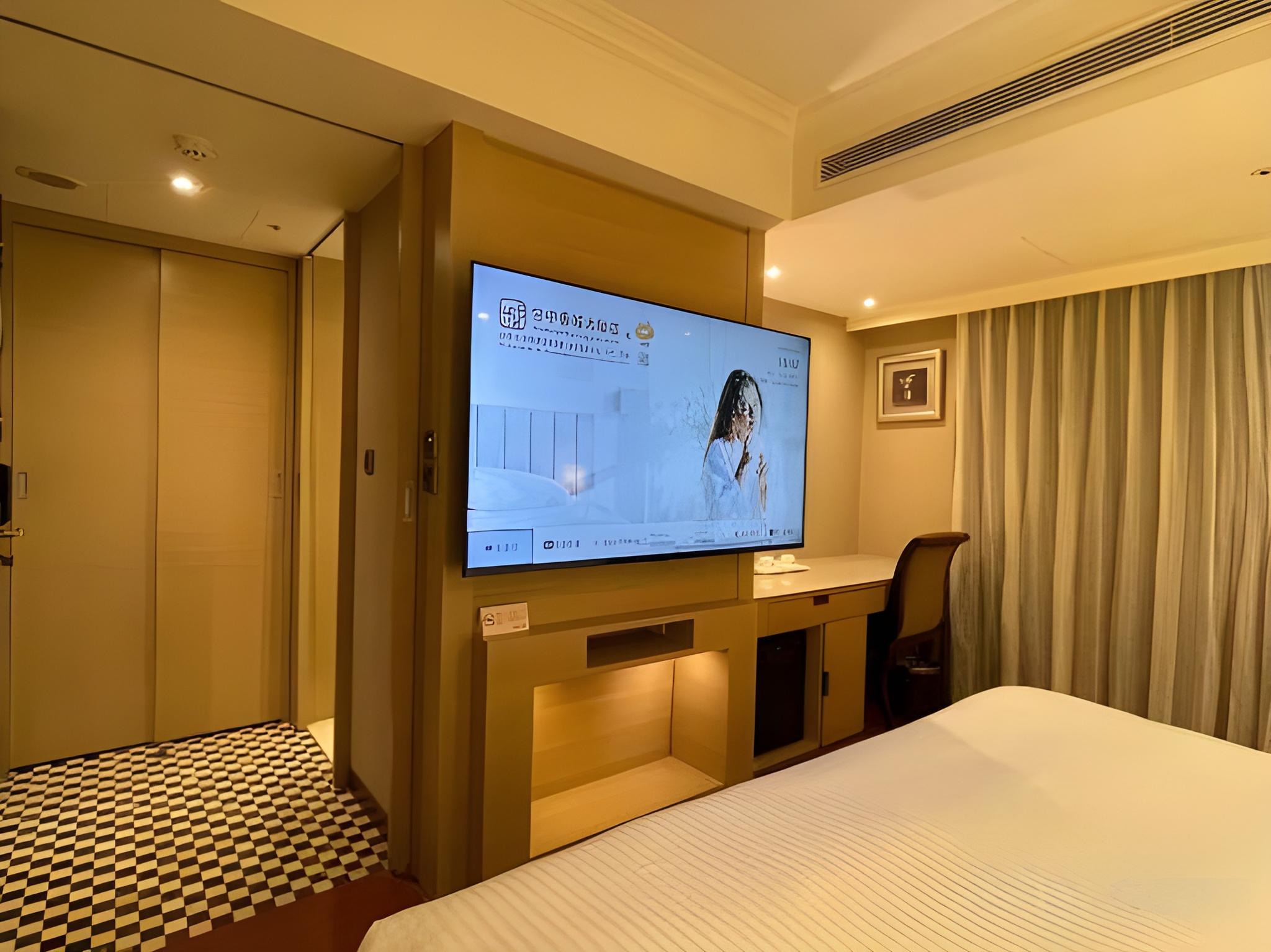 Business, King Bed, No Parking