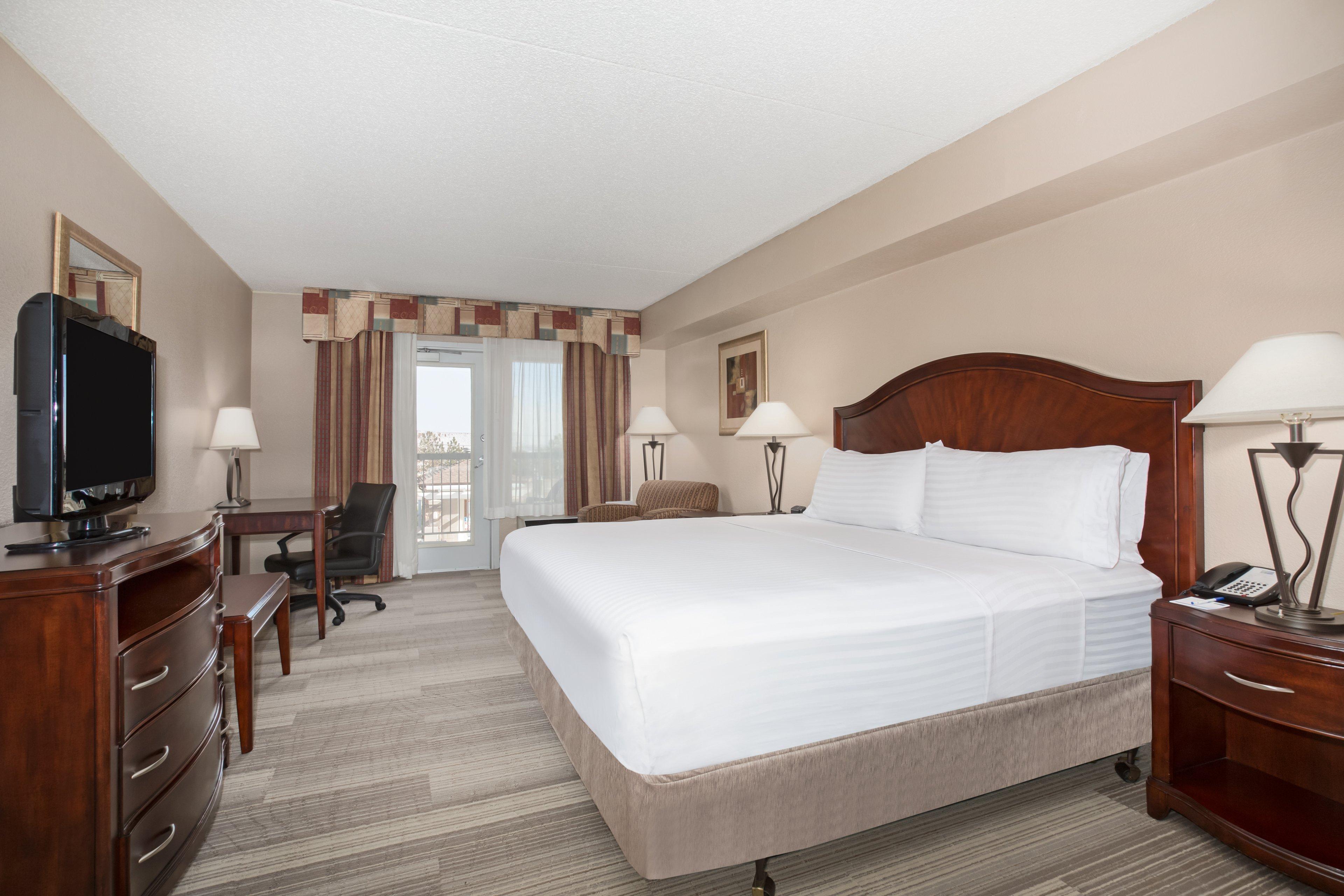 Leisure, King Bed