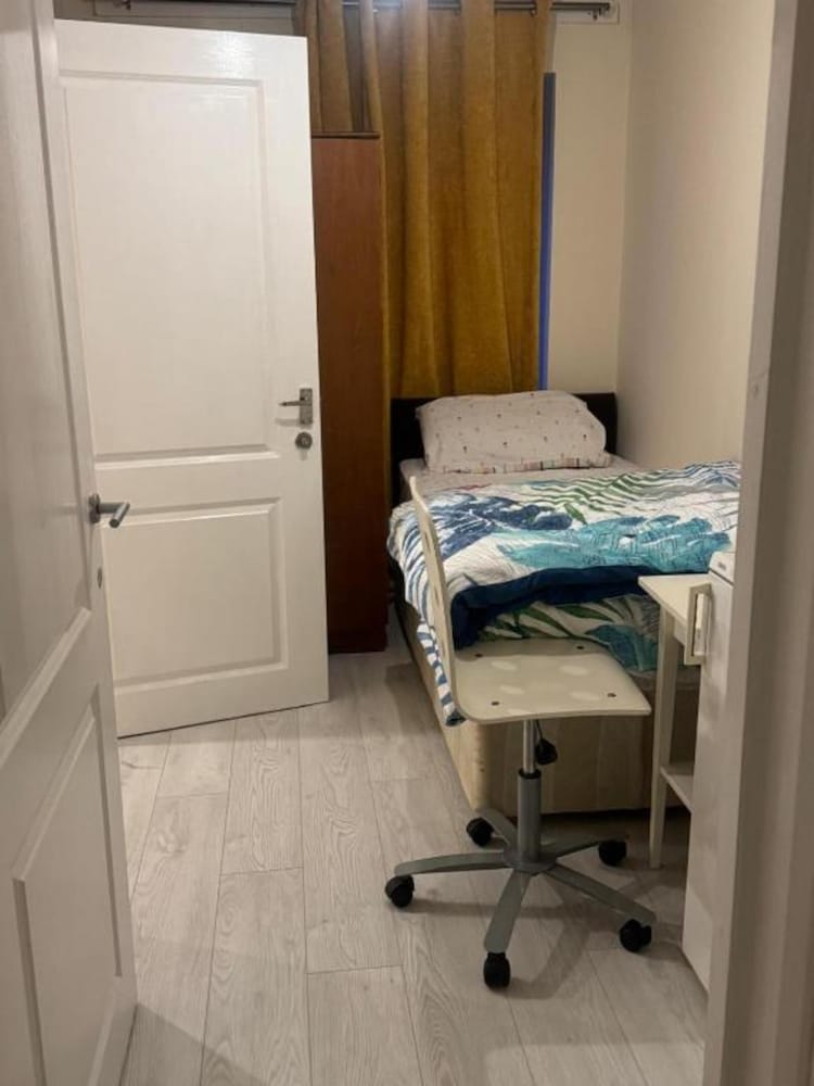 OYO Komegloba Mega room 12/22