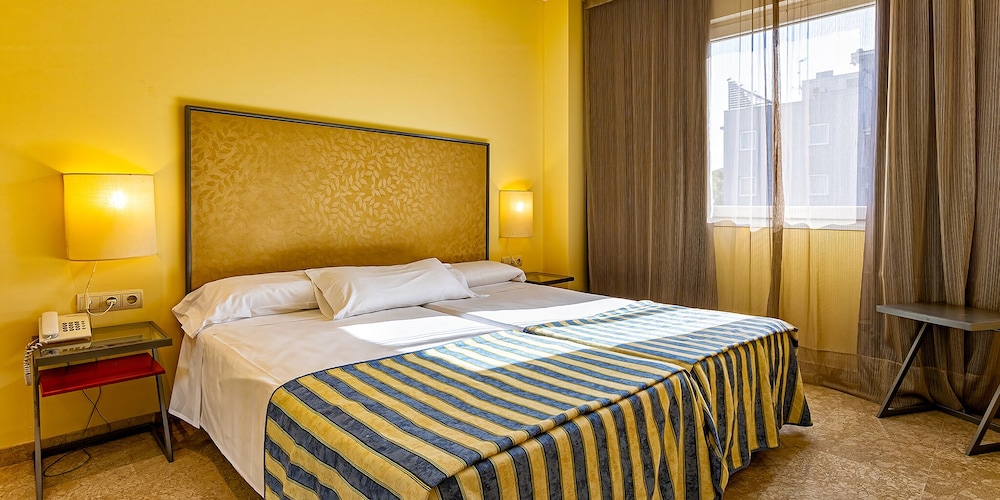 Apartamentos Vertice Sevilla Aljarafe 25/63