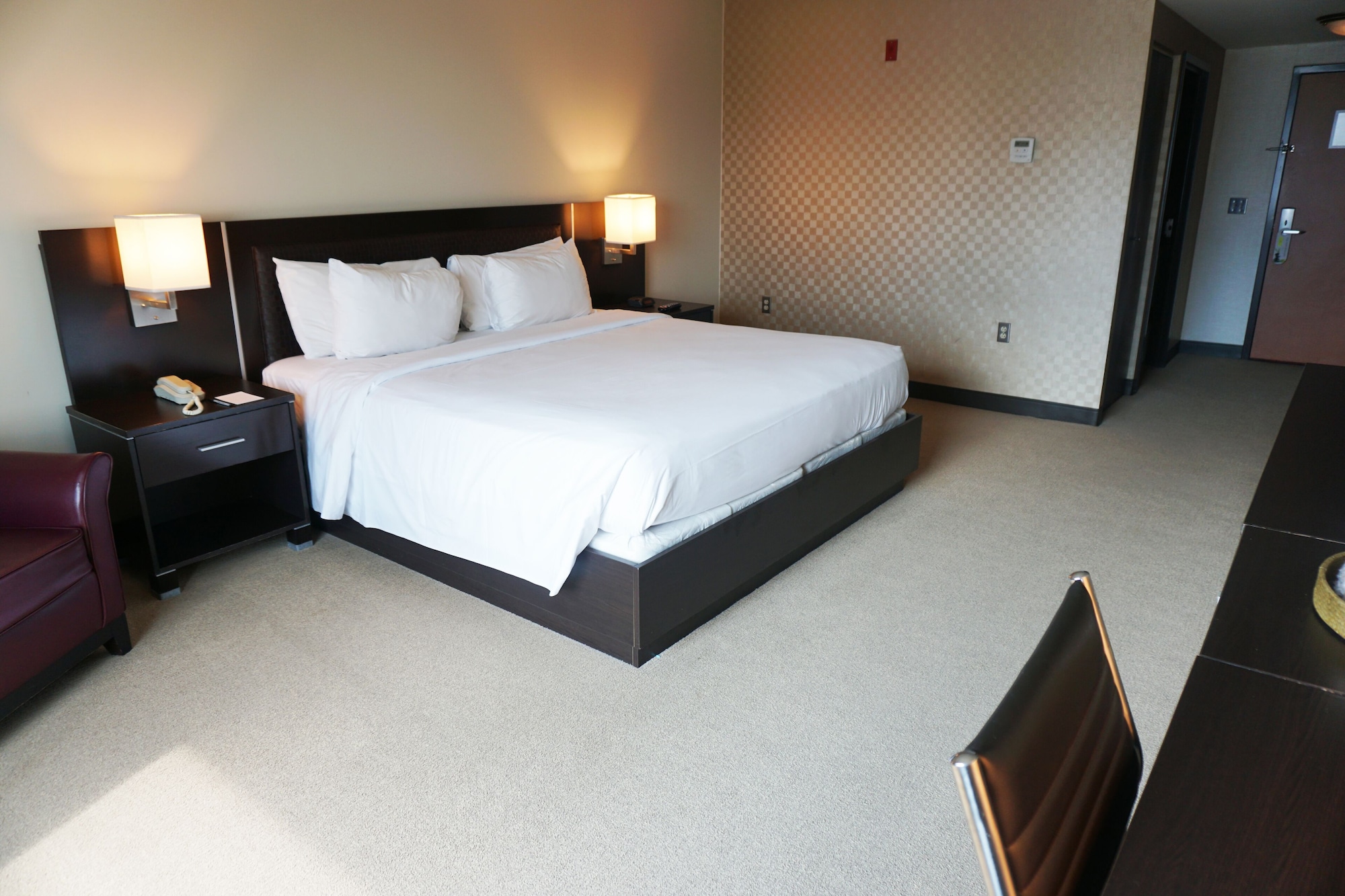 Deluxe, King Bed, Casino View