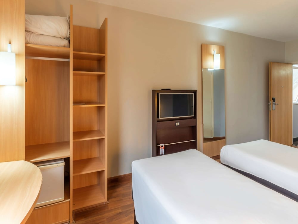 Ibis Piracicaba 31/69