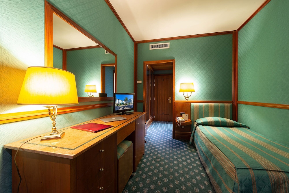 Grand Hotel Duca D Este 22/73