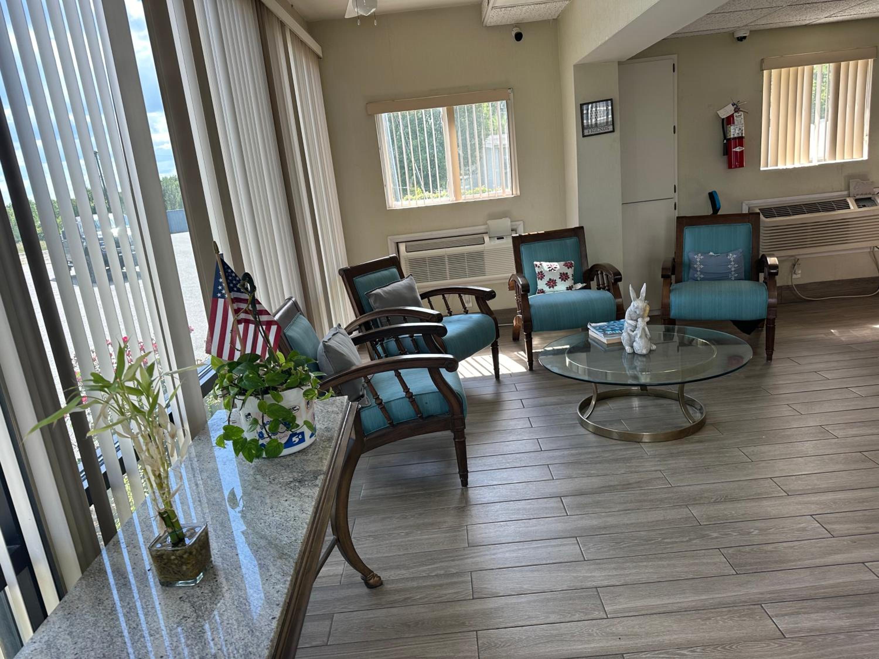 Amerihill Inn Suites Greensboro 23/41