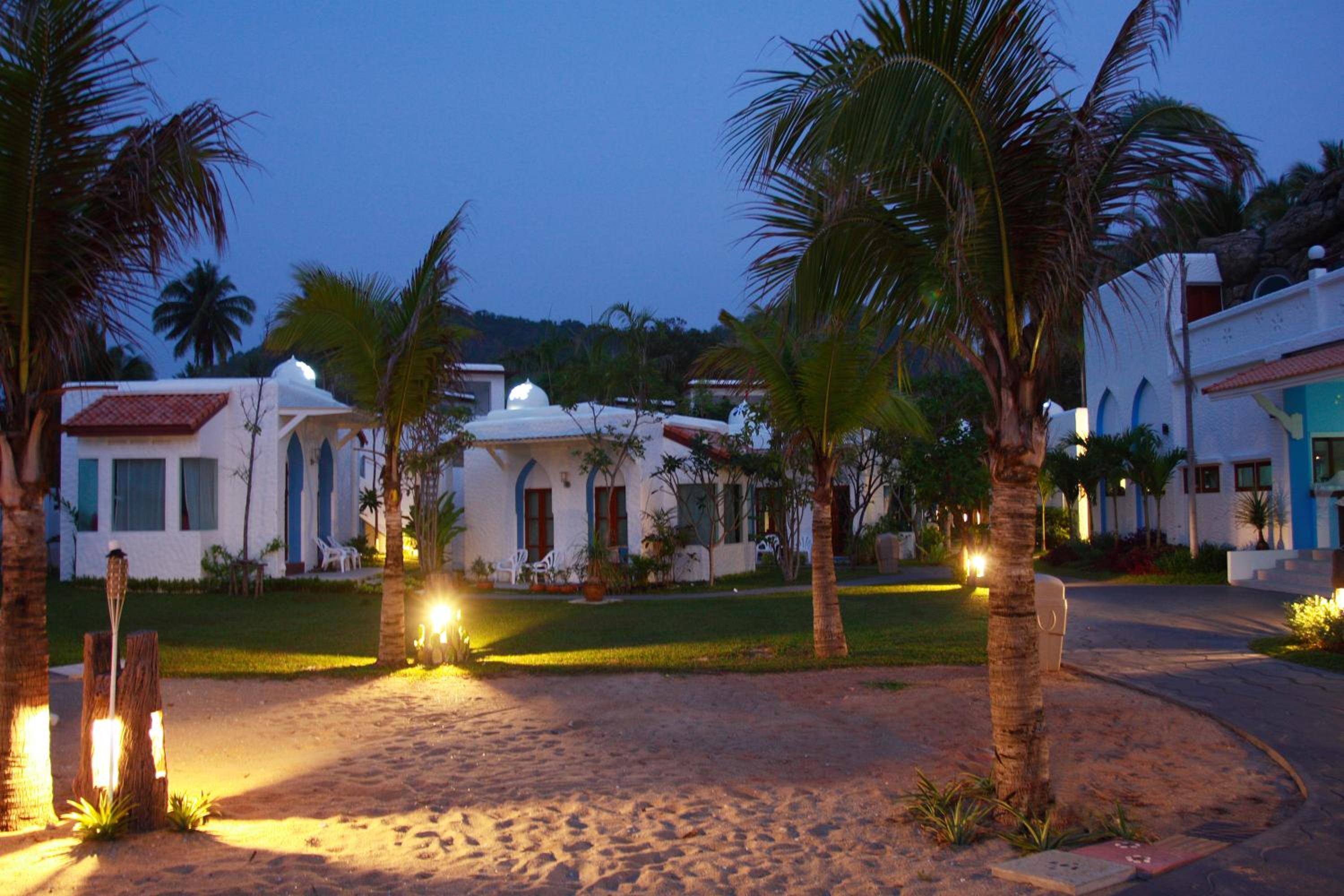 Baanmontra Beach Resort 42/53