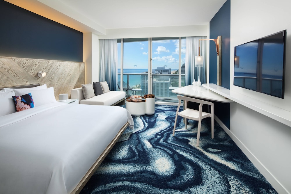 Superior, King Bed, Ocean View, Balcony
