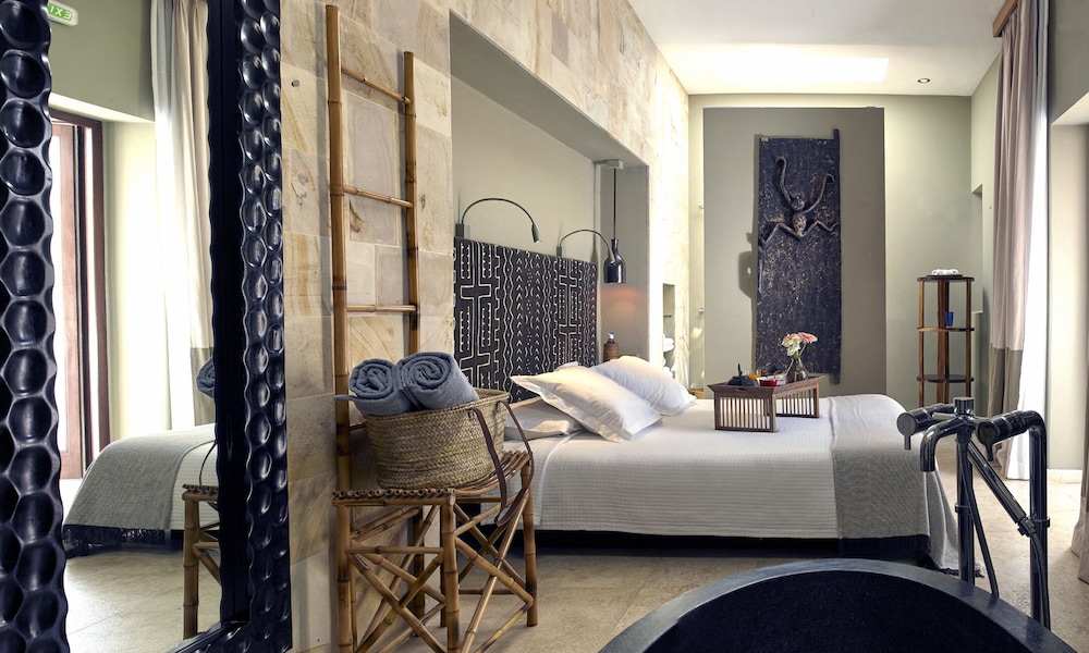 The Giri Residence Hotel & Spa 13/39