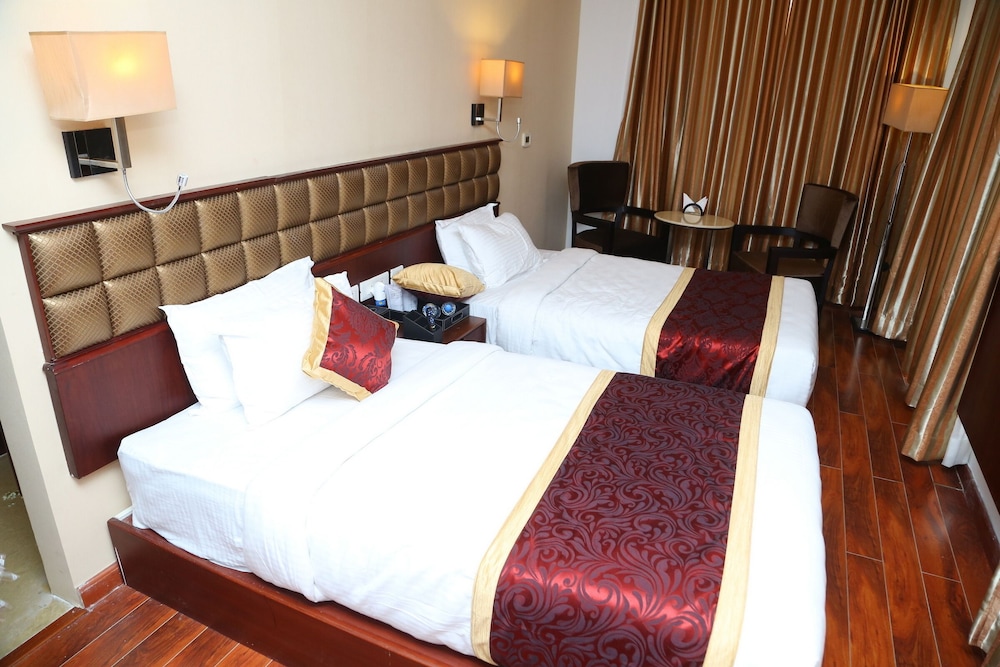 Raaj Bhaavan Clarks Inn Chennai 13/28