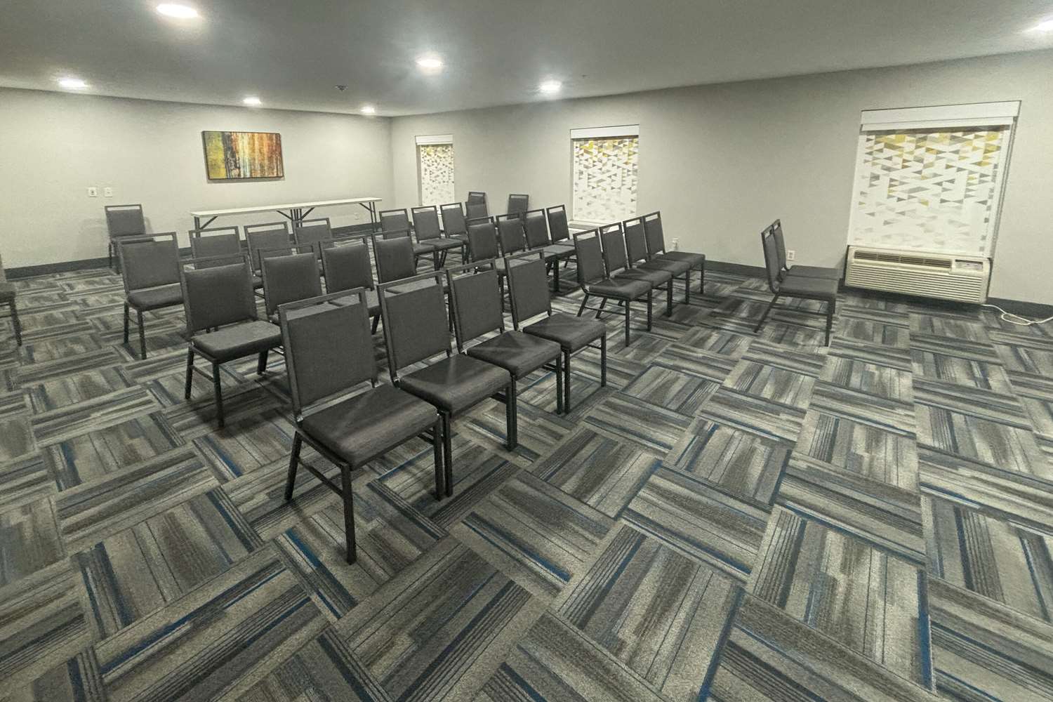 Quality Inn & Suites at Airport Blvd I-65 13/21
