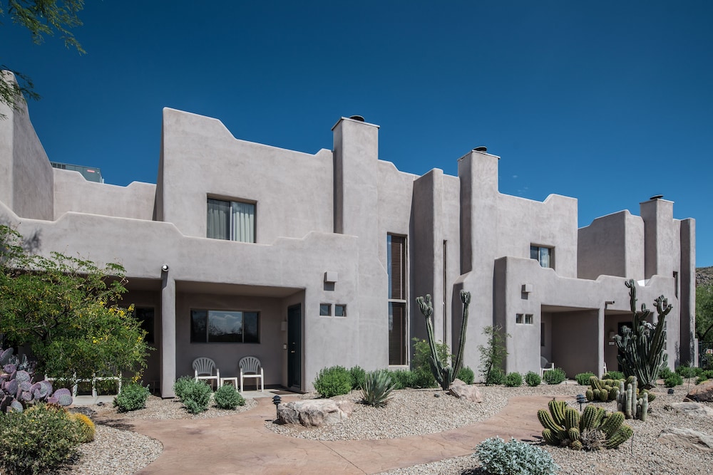 Villas of Cave Creek 41/42