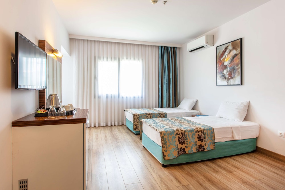 Palm Wings Beach Resort&Spa Kusadasi 12/50