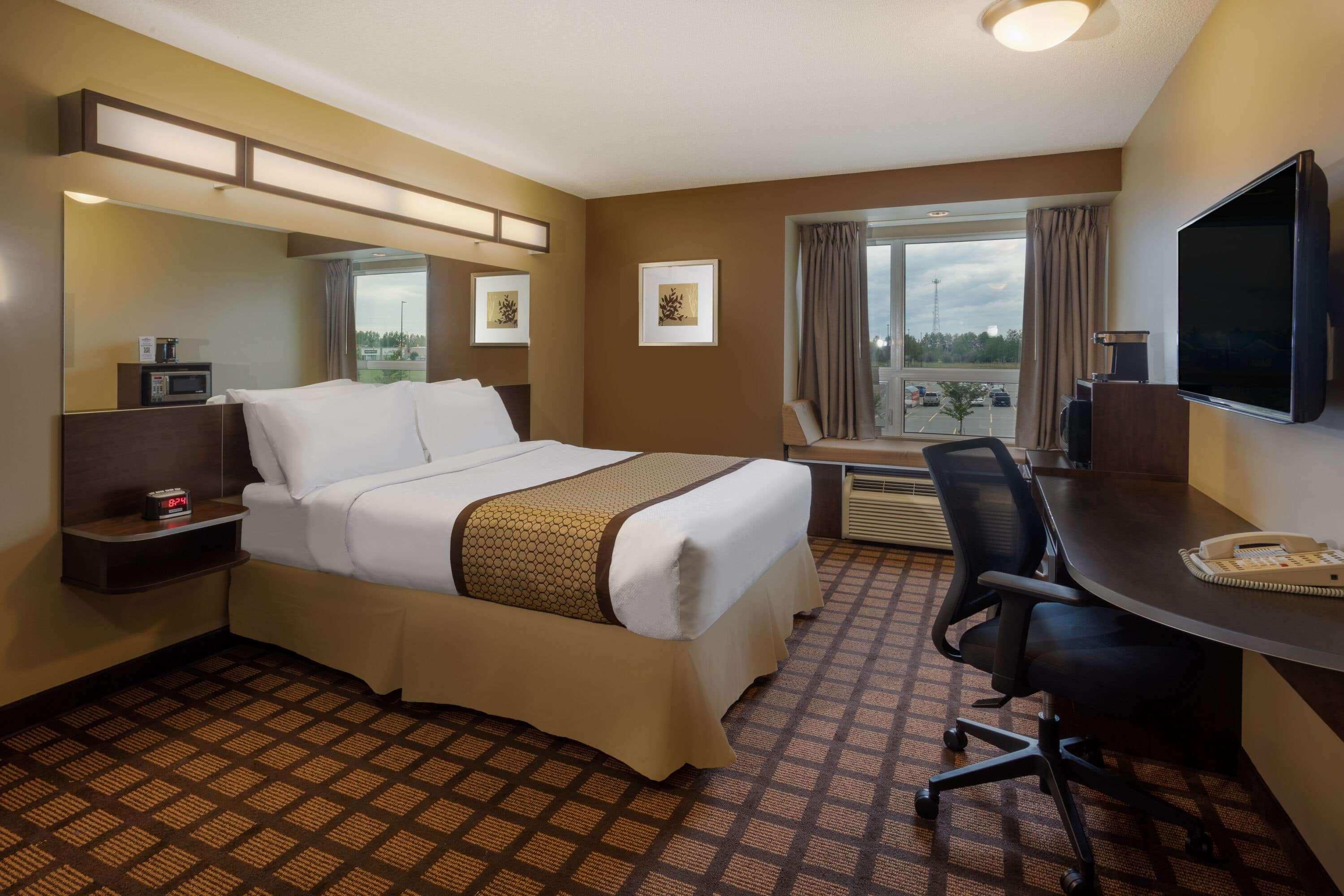 غرفة بسرير كوين لذوي الإعاقة، Microtel Inn Suites By Wyndham Timmins 3/8