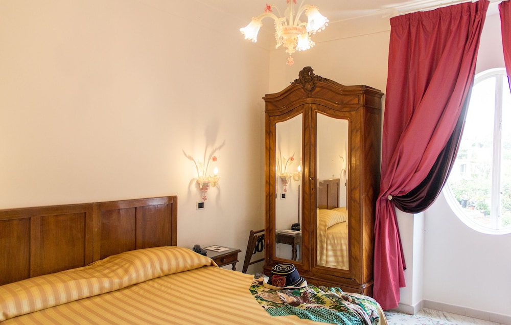 Hotel Giordano 35/76