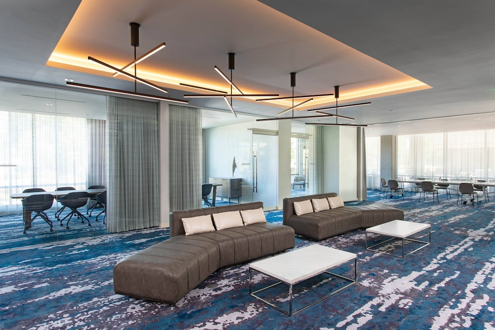 AC Hotel by Marriott Palo Alto 35/43
